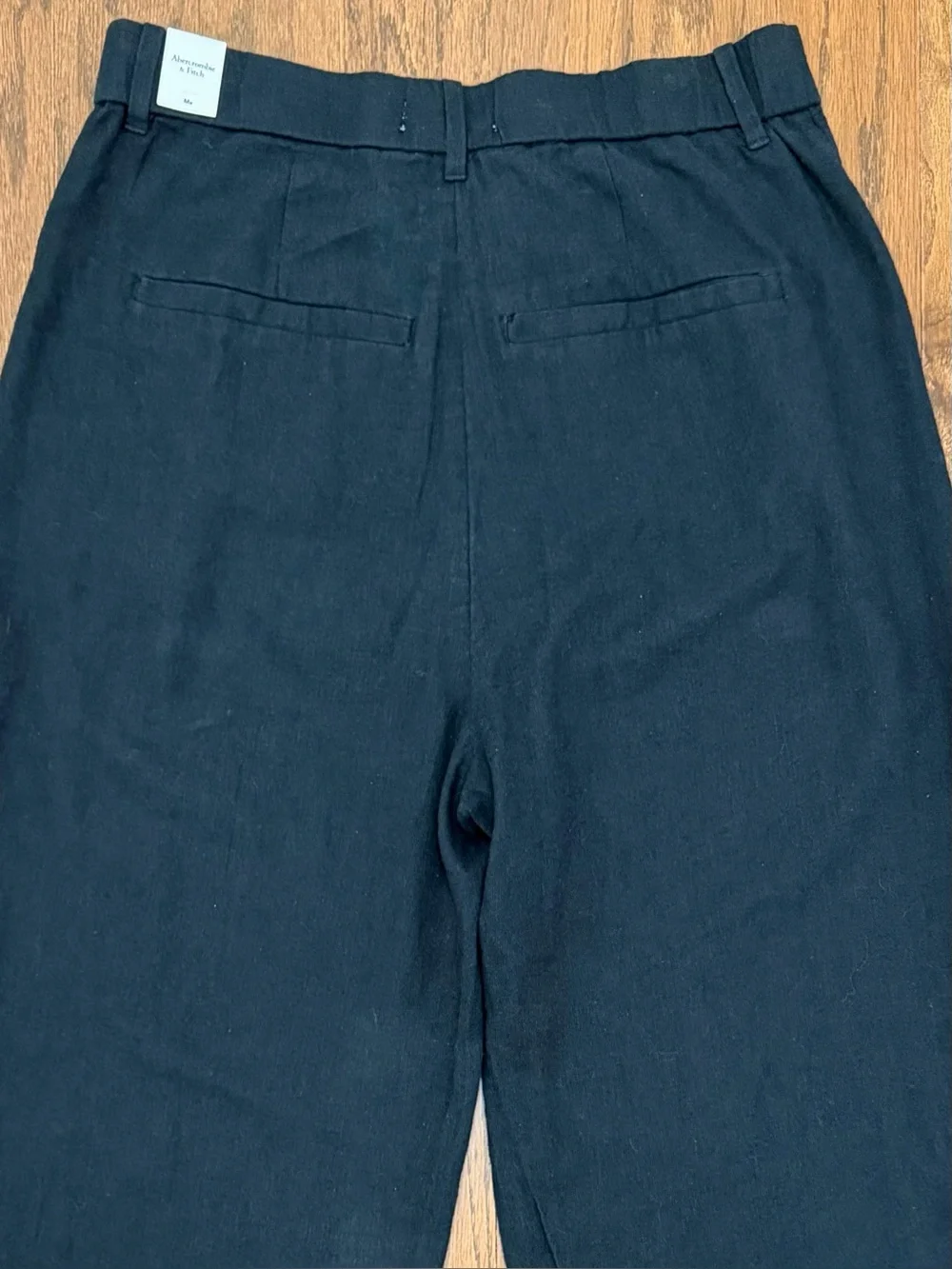 Abercrombie & Fitch medium wide tailored